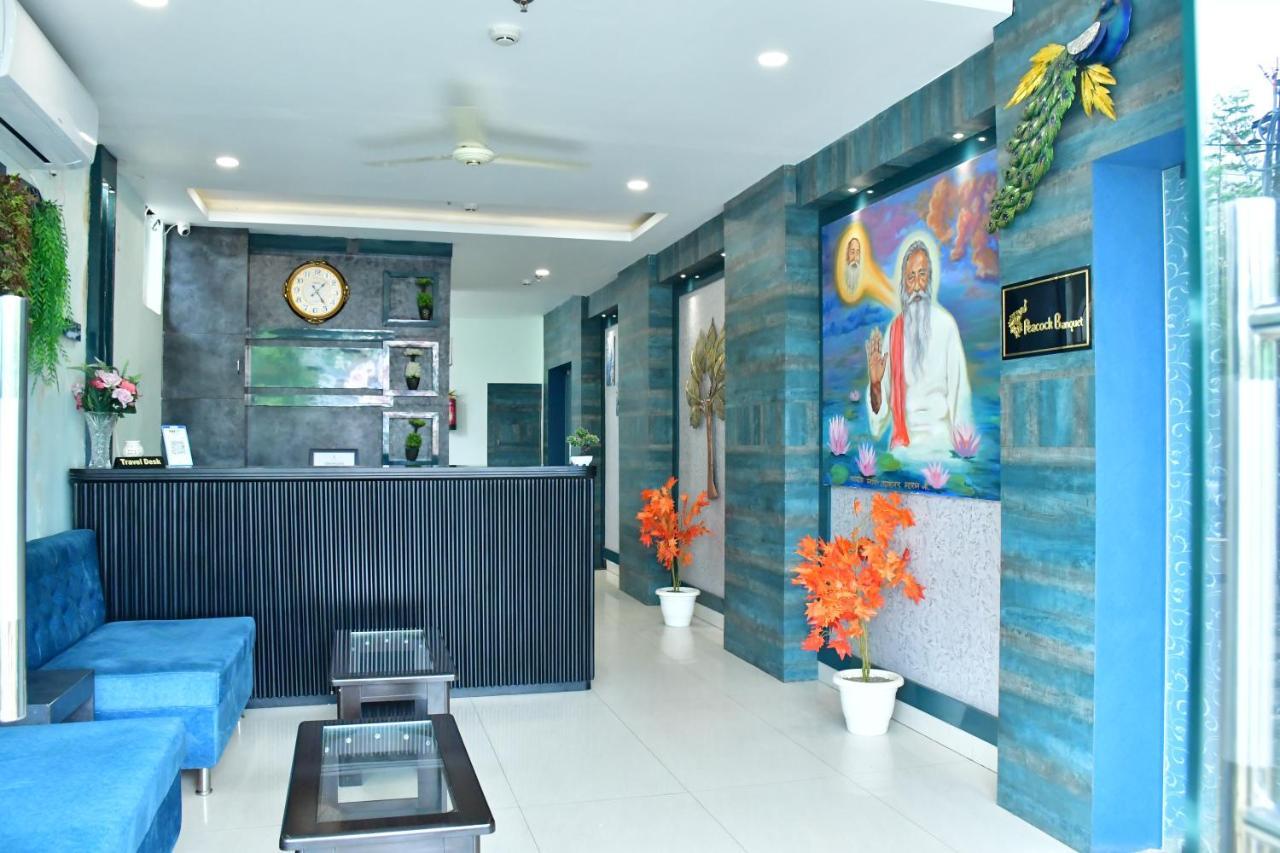 Hotel Yatharth Inn Varanasi Exterior foto
